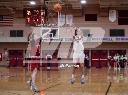 Thumbnail 2 in Dysart vs Sahuaro (AIA 4A Quarterfinals) photogallery.