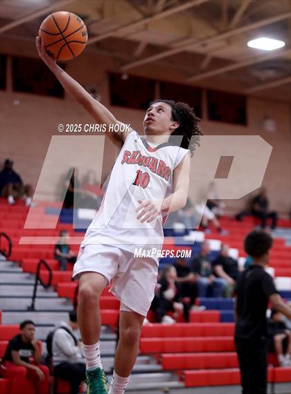 Thumbnail 2 in Dysart vs Sahuaro (AIA 4A Quarterfinals) photogallery.