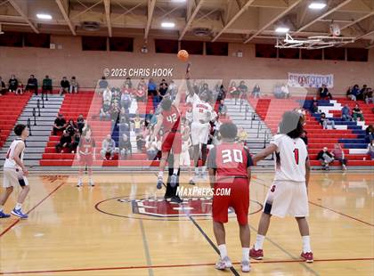 Thumbnail 1 in Dysart vs Sahuaro (AIA 4A Quarterfinals) photogallery.