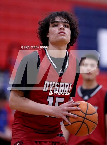 Thumbnail 2 in Dysart vs Sahuaro (AIA 4A Quarterfinals) photogallery.