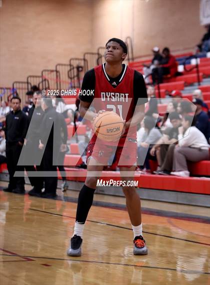 Thumbnail 2 in Dysart vs Sahuaro (AIA 4A Quarterfinals) photogallery.