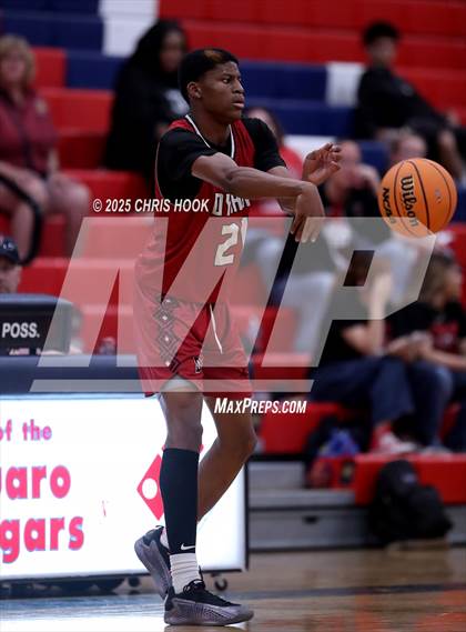 Thumbnail 1 in Dysart vs Sahuaro (AIA 4A Quarterfinals) photogallery.