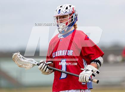 Thumbnail 3 in Riverside @ Byrnes photogallery.