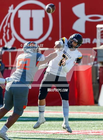 Thumbnail 2 in Roy vs. Skyridge (UHSAA 5A Semifinal) photogallery.