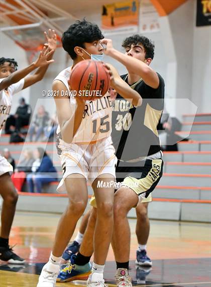 Thumbnail 1 in Enochs vs. Gunderson (Tiger Classic) photogallery.