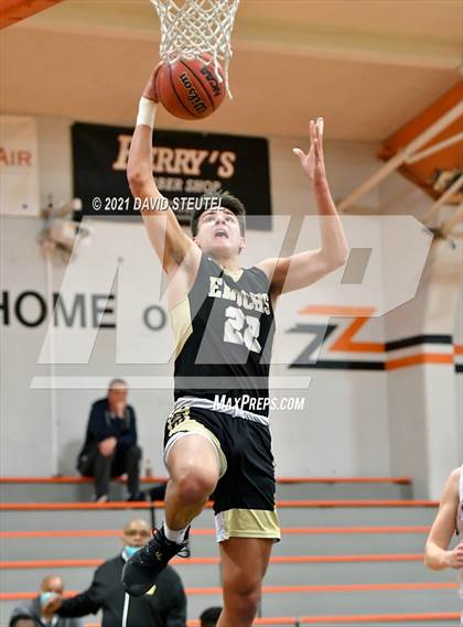 Thumbnail 2 in Enochs vs. Gunderson (Tiger Classic) photogallery.