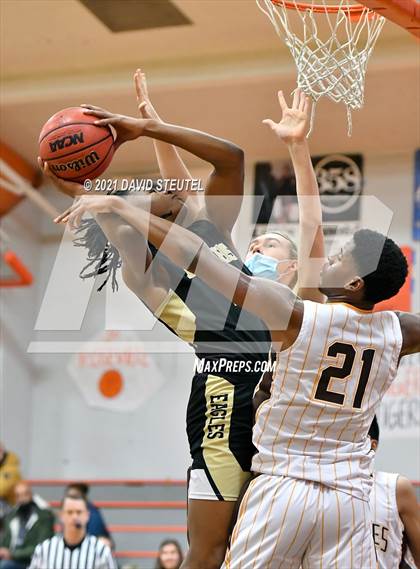 Thumbnail 1 in Enochs vs. Gunderson (Tiger Classic) photogallery.