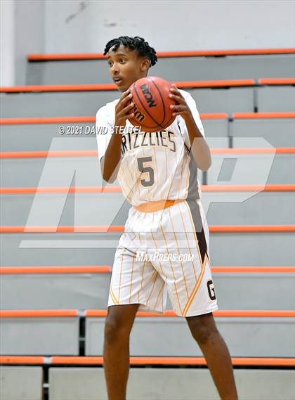 Thumbnail 2 in Enochs vs. Gunderson (Tiger Classic) photogallery.