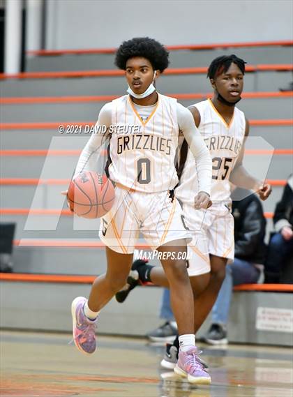 Thumbnail 2 in Enochs vs. Gunderson (Tiger Classic) photogallery.