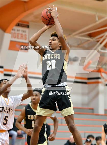 Thumbnail 2 in Enochs vs. Gunderson (Tiger Classic) photogallery.