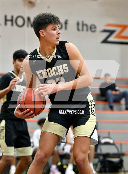 Thumbnail 1 in Enochs vs. Gunderson (Tiger Classic) photogallery.