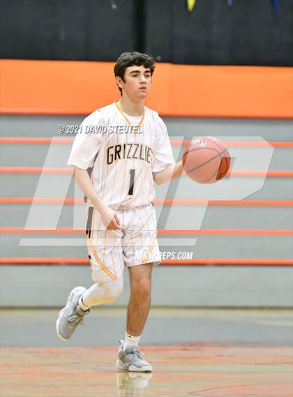 Thumbnail 2 in Enochs vs. Gunderson (Tiger Classic) photogallery.