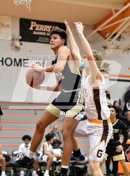 Thumbnail 3 in Enochs vs. Gunderson (Tiger Classic) photogallery.