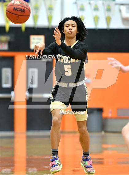 Thumbnail 3 in Enochs vs. Gunderson (Tiger Classic) photogallery.