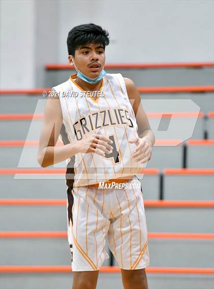 Thumbnail 2 in Enochs vs. Gunderson (Tiger Classic) photogallery.