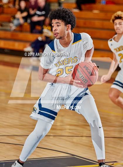 Thumbnail 2 in Yuba City @ Inderkum photogallery.