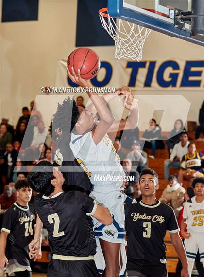 Thumbnail 2 in Yuba City @ Inderkum photogallery.