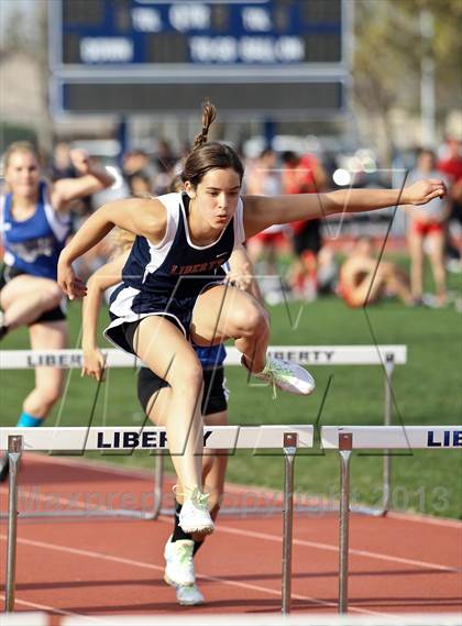 Thumbnail 2 in South West Yosemite League Meet #1 (100m Hurdles) photogallery.