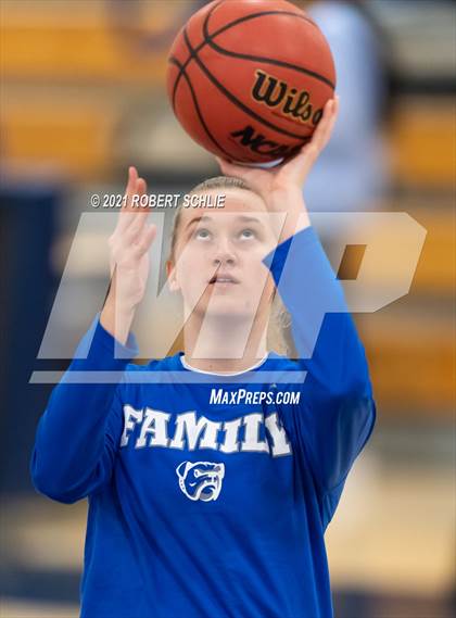 Thumbnail 1 in Folsom vs River Valley (Trojan Toss-Up) photogallery.