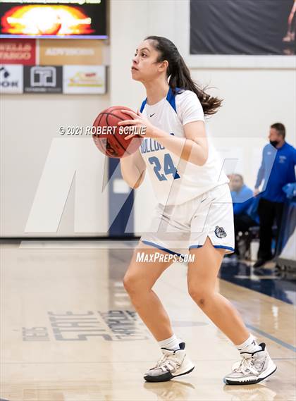 Thumbnail 2 in Folsom vs River Valley (Trojan Toss-Up) photogallery.