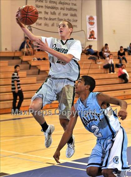 Thumbnail 1 in Ponderosa vs. Santa Ana Valley (MaxPreps Holiday Classic) photogallery.
