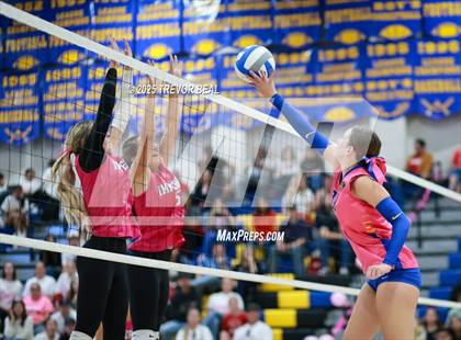 Thumbnail 3 in Imperial @ Brawley photogallery.