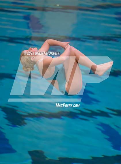 Thumbnail 3 in Legacy Invite (Diving) photogallery.