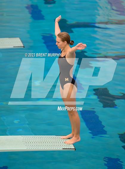 Thumbnail 2 in Legacy Invite (Diving) photogallery.
