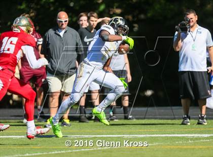 Thumbnail 2 in Paramus Catholic @ Bergen Catholic photogallery.