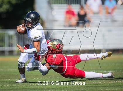 Thumbnail 3 in Paramus Catholic @ Bergen Catholic photogallery.