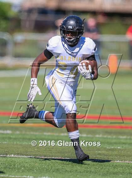 Thumbnail 2 in Paramus Catholic @ Bergen Catholic photogallery.