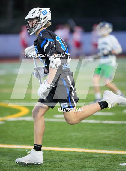 Thumbnail 2 in Grant vs Woodinville (Northwest Invitational) photogallery.