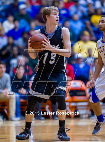 Thumbnail 1 in Clemens vs. Clark (6A Regional Quarterfinal) photogallery.