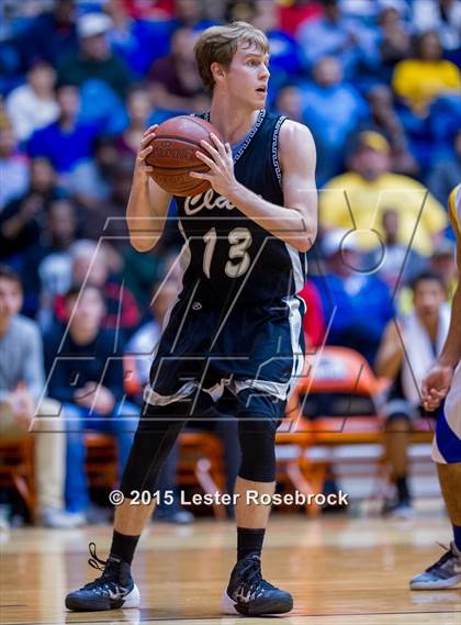 Thumbnail 3 in Clemens vs. Clark (6A Regional Quarterfinal) photogallery.