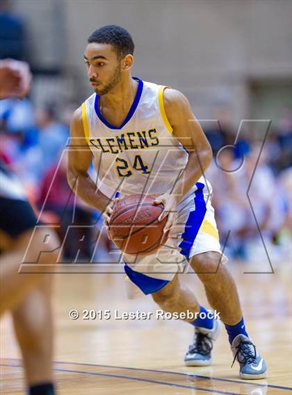 Thumbnail 2 in Clemens vs. Clark (6A Regional Quarterfinal) photogallery.