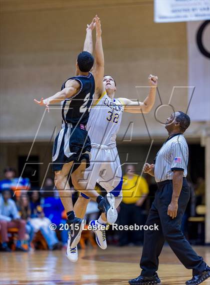 Thumbnail 1 in Clemens vs. Clark (6A Regional Quarterfinal) photogallery.