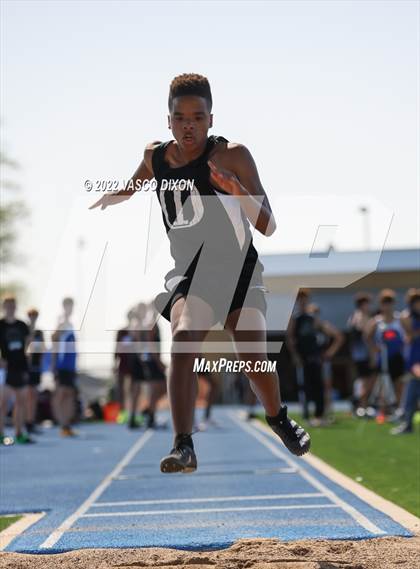 Thumbnail 2 in Southwest Regional Meet photogallery.