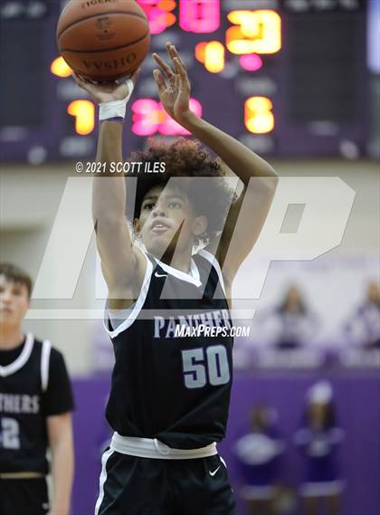 Thumbnail 2 in Pickerington North vs Pickerington Central photogallery.