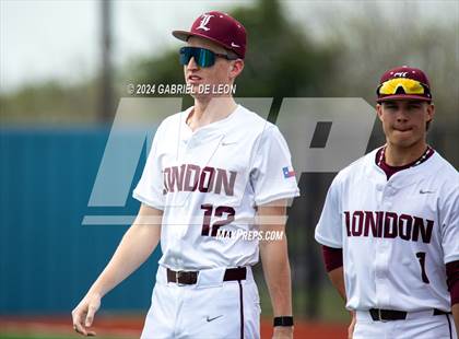 Thumbnail 2 in Lopez @ London (Port Isabel Tournament) photogallery.