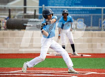 Thumbnail 1 in Lopez @ London (Port Isabel Tournament) photogallery.