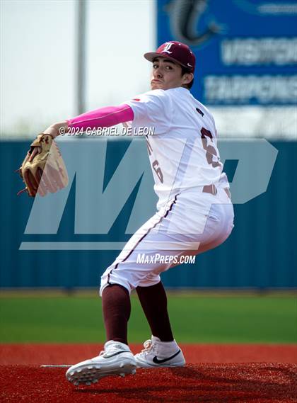 Thumbnail 2 in Lopez @ London (Port Isabel Tournament) photogallery.