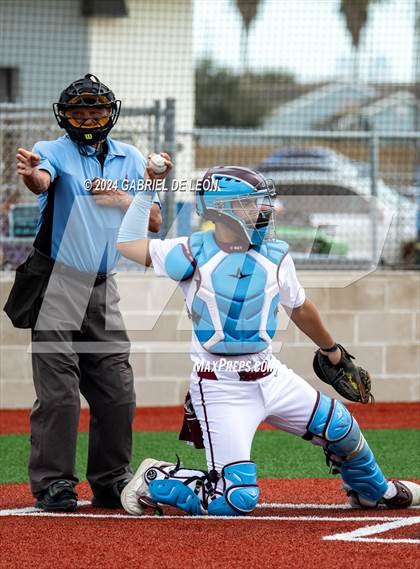 Thumbnail 2 in Lopez @ London (Port Isabel Tournament) photogallery.