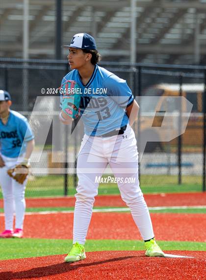 Thumbnail 2 in Lopez @ London (Port Isabel Tournament) photogallery.