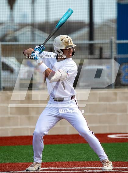 Thumbnail 2 in Lopez @ London (Port Isabel Tournament) photogallery.