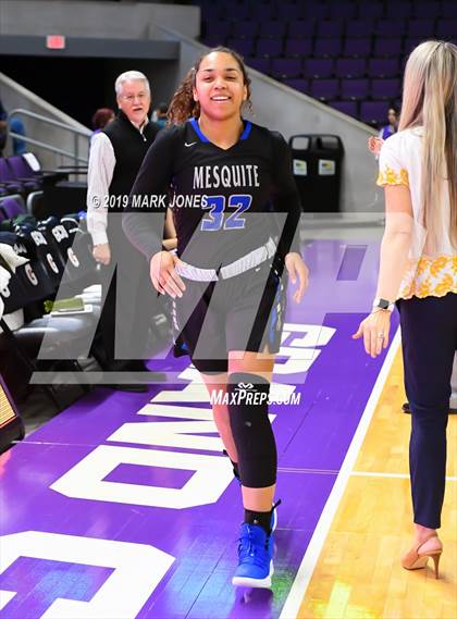Thumbnail 3 in Mesquite vs. Seton Catholic (AIA 4A Semifinal) photogallery.