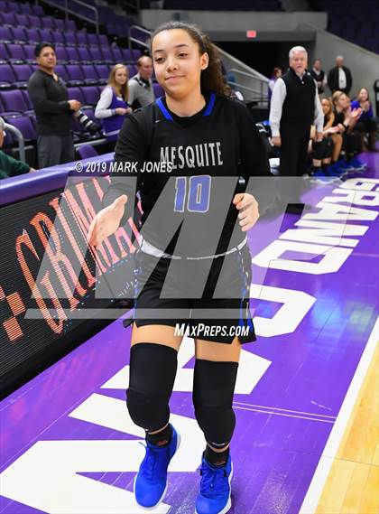 Thumbnail 2 in Mesquite vs. Seton Catholic (AIA 4A Semifinal) photogallery.