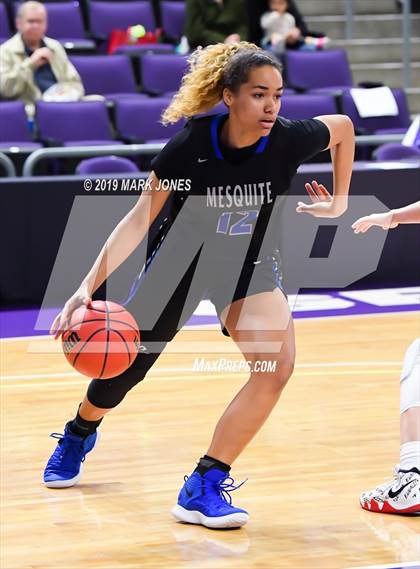 Thumbnail 2 in Mesquite vs. Seton Catholic (AIA 4A Semifinal) photogallery.