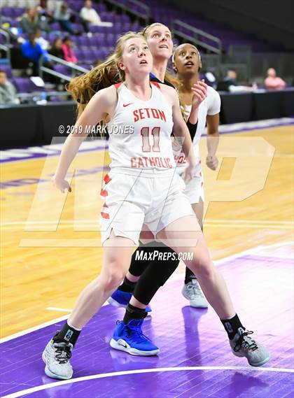 Thumbnail 3 in Mesquite vs. Seton Catholic (AIA 4A Semifinal) photogallery.