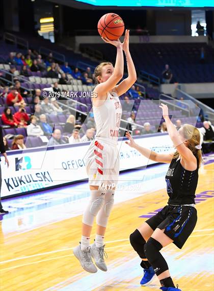 Thumbnail 1 in Mesquite vs. Seton Catholic (AIA 4A Semifinal) photogallery.