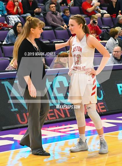 Thumbnail 3 in Mesquite vs. Seton Catholic (AIA 4A Semifinal) photogallery.